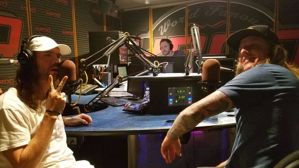 KROQ plays Dirty Heads new single