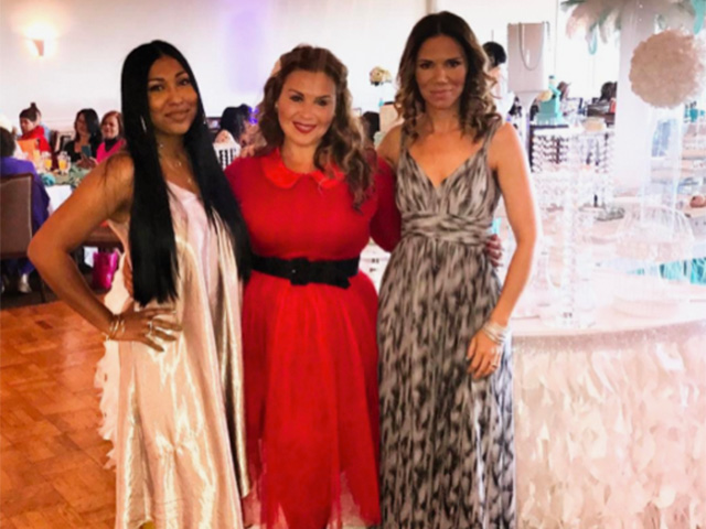 Deanna hosts the 4th Annual Scandal-less Pre Mother’s Day Brunch honoring Melanie Fiona & Kristina Kuzmic